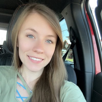 SpoilYourBoy1's profile picture. Let Love Leads.