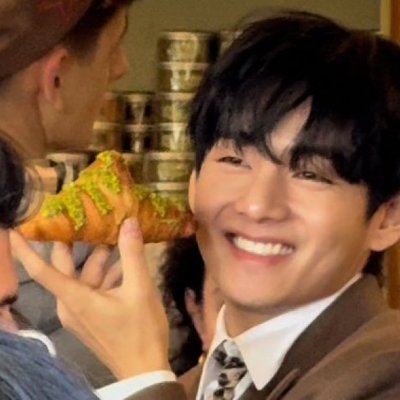 ohwellgood's profile picture. ˚ ༘ ⋆｡˚ know that I will wait for you ˚ ༘ ⋆｡˚ ♡ concert fiend 🧸🐿️🐰🐨🐣🐱🐹
🇺🇸 CA, U.S.  ZA, MX 🇲🇽