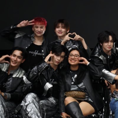 ppa_dri's profile picture. comunicóloga ౨ৎ˚₊ot5 stan🤍⋆｡˚⋆ฺ i'm working late bc i'm journalist