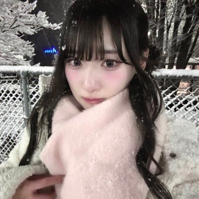 finhlop37296's profile picture. 🐼