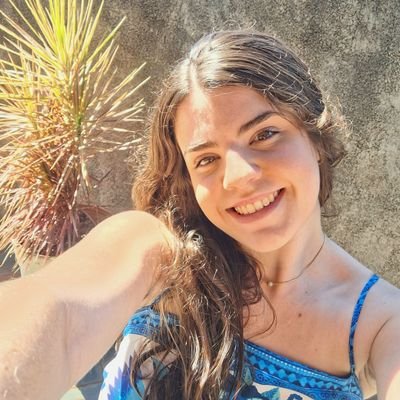 CarolPebone's profile picture. ☀️