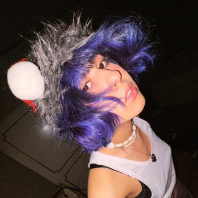 aydaorado's profile picture. من نمیمیرم،ماهی میشوم🐟