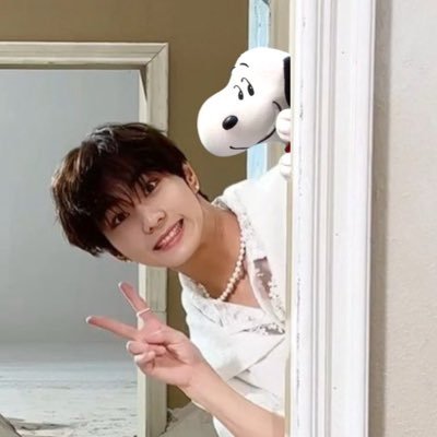 halfofmyorange's profile picture. @peelmyheart