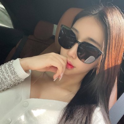 RizchaRapunzel's profile picture. 