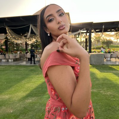 My Hogwarts letter got lost in the mail but I'll charm you anyway 🌼🍉