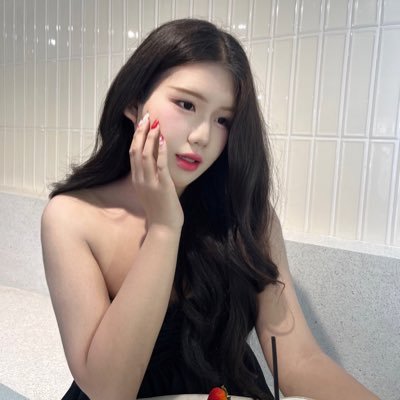 18+ ติดต่องานDM ส่งรูปก่อนทักนะคะ 💗ฝากติดตามด้วยนะคะ