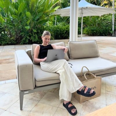 sonianmorrison's profile picture. Trader of Financial Markets Entrepreneur Successful & Acclaimed Bitcoin Binary/Forex Trader