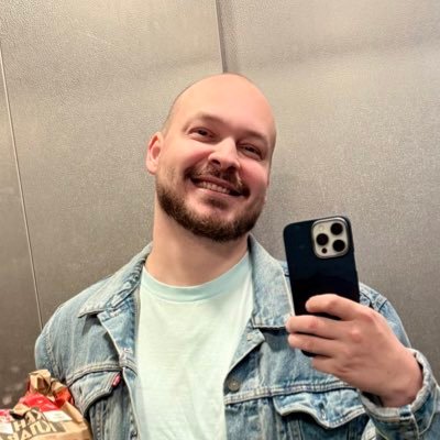 groundoils's profile picture. 170см плотного омича