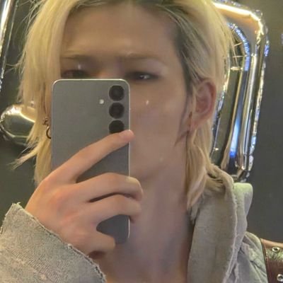 jakahlovezone's profile picture. oneus enhypen love zone^^
saw oneus 041123