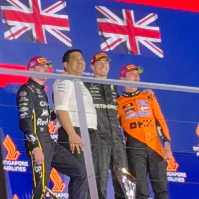 F1好きの自己満足垢で主にTV観戦、グッズ集めをよくしてます🧢👕 ドライバーは今も昔も全員応援だけど、セナ、ライコネンは特別😆 自由気ままに呟きます。無言フォローも失礼します🙇♂️ F1 現地観戦歴:2003〜2006・2009・2017〜2019・2022〜2024🇯🇵、2025🇯🇵🇸🇬