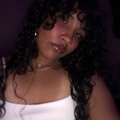ayyzlp's profile picture. Dona da cidade nova📍