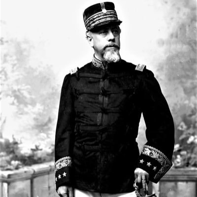 Triumviraetus's profile picture. Paz y Administración