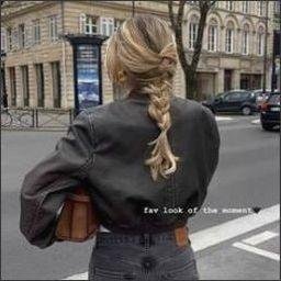 lien4969433413's profile picture. 