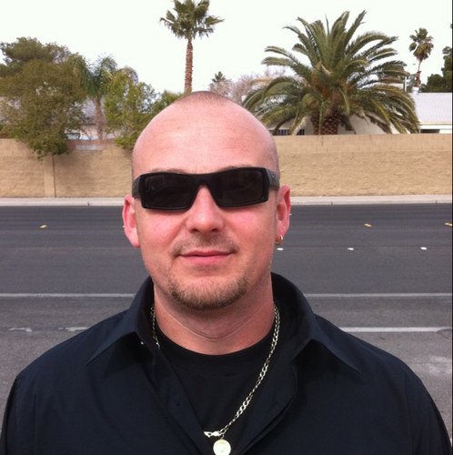 fixtheworld2L8's profile picture. 