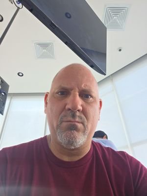 andres_car14137's profile picture. ingeniero agronomo graduado de la USF y del agronomy istitute of Tampa fl