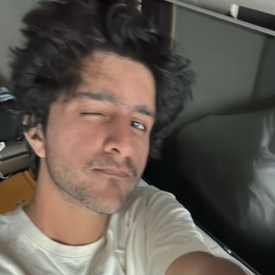 sharaiz_usman's profile picture. unknown that knows