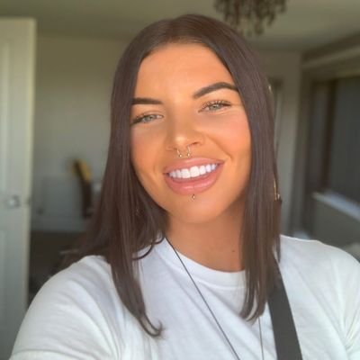 MariamJosh491's profile picture. 20k follower got suspended follow my new account please 🙏❤️