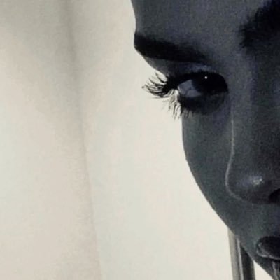 itsrorry7's profile picture. فلا هوى بعَد هواك يُهتَوى .