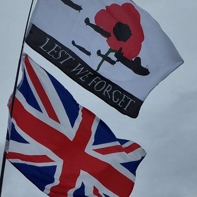 Bloke_Snevets's profile picture. ❤️ my boys. Known simply as Bloke.  Aston Villa. Music helps - Indie, Country, Jamie T.  Fast jet nerd, we all know Chinook is boss! -  views my own