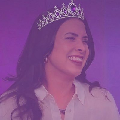 pauMugar's profile picture. "QUE EL KARMA TE GANE"