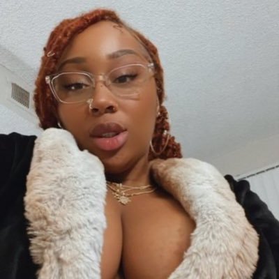 mamama010010001's profile picture. 