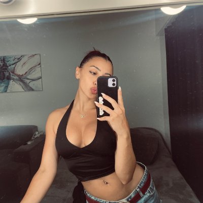 xqloo37513749's profile picture. Yes i've one :) BSc Psychology • 21 • curious about brains & people 🧠
