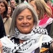 sushevi's profile picture. Psicóloga. Indignada. Nos dijeron que no lo íbamos a conseguir, pero no les hicimos ni puto caso. SI SE PUEDE!