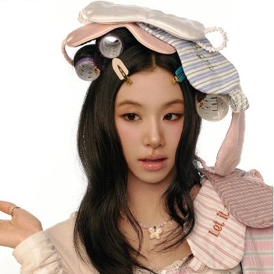 Sanaopsieshy's profile picture. 🏧