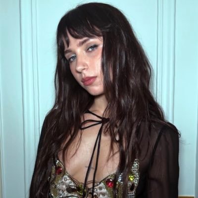 wdwgnbridge's profile picture. long sleeves & block me out enthusiast ⭑.ᐟ lottie matthews lawyer