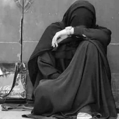 💞إياك و العبث بقلوبٍ منحتك نبضها 
فـ موجوع القلب دعاؤه قد يهلكك من حيث لآ تدري 
ولا تقترب من قلب تعرف أنك لست أهلا لحفظه ..
فجراح النفس ليست .. كجراح الجسد