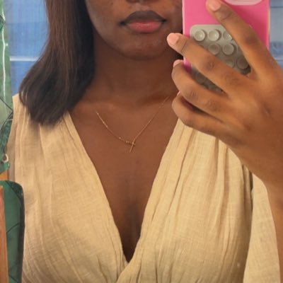 @shesofineww