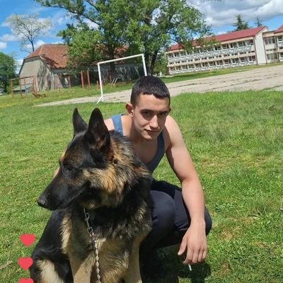 bulajic_nikola_'s profile picture. ♟️👩‍💻🎧