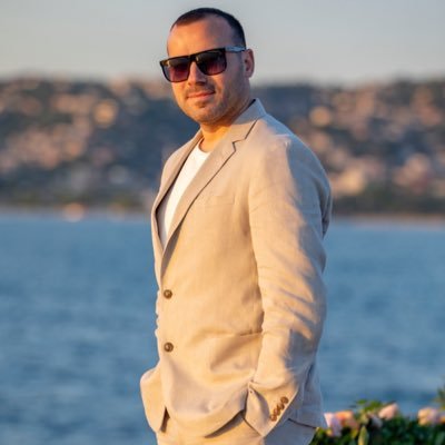 Jehan Barbur’un bahsettiği Güzel Adam