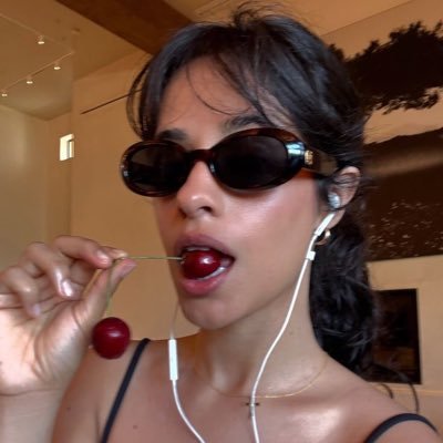 camzcabel0's profile picture. 