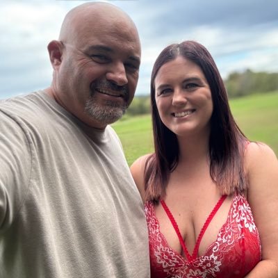 bspadesmedia's profile picture. Husband, Content Creator, Manager & Photographer of @breespades21 Laid back, Open minded, dad bod, just looking to have a great time and enjoy life. DM for info
