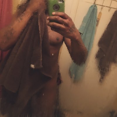 BigDaddiDraco_'s profile picture. #ContentCreator. ( I make Bïtches Squirt )😈 {Dm for collabs } ♈️ Gvng ( 8 curvy inches of BBC content) 😈