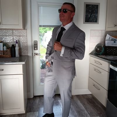 iweld951's profile picture. Check out my welds. Infrastructure for America.