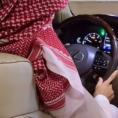 kook115005's profile picture. أصمتك عن الزلات طيب وشجاعه🍂 تكبر بعين الي على الطيب رباك🍁 خلك سوات الضلع عزم و مناعه🌾 ل👌 جعل من يهكر حسابي يدينه الشلل او ياخذ شي بدون اذن مني.