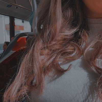 beyzmanski's profile picture. Fenerbahce sevdalisi bir Kiz. Szymanski aşigi @beyzpriiv @beyzaarsiv