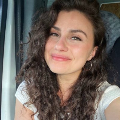 CharleneCa38247's profile picture. A simple girl.
Rejects all boring topics. 🚫 Porn