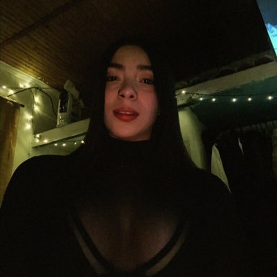 titi20_'s profile picture. 