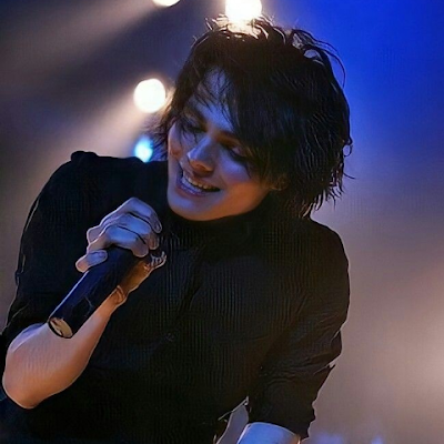 _monimustdie's profile picture. 