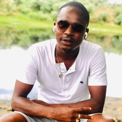 mariner1773's profile picture. Proud Yoruba, Ivorian and Ghanaian. I speak Yoruba, French, English,Twi, Fante and some Djoula🇨🇮🇳🇬🇬🇭. I am a gold digger. #CFC