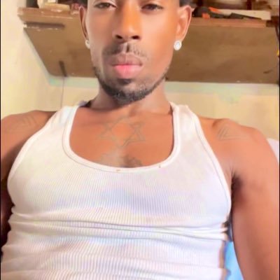 hott_too74270's profile picture. No kids love to get money travel walk in park movies playing basketball outdoor things