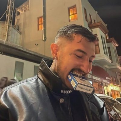 herseyimparliyo's profile picture. 