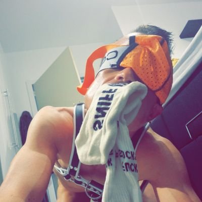 slutpig28's profile picture. total slave