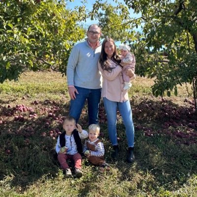 SeanMannisFA's profile picture. FA @ ML | Nearing a decade serving clients & building practice | Finance, SMB,✝️, ⛳️, 🐎 , Tide FB | Views are my own | Tweets ≠ Advice