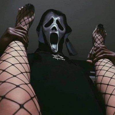 mons3tr's profile picture. please don’t message me asking to pay for anything like your gas or gift cards so we can meet you will be blocked now if you want to talk 👍🏼 hit me up