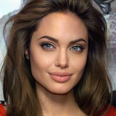 angelinajoli_4's profile picture. Mother, Humanitarian, Advocate