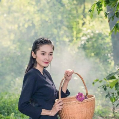 edynjoy's profile picture. Bukan Cinderella 👠, tapi sepatu tetap penting 💅